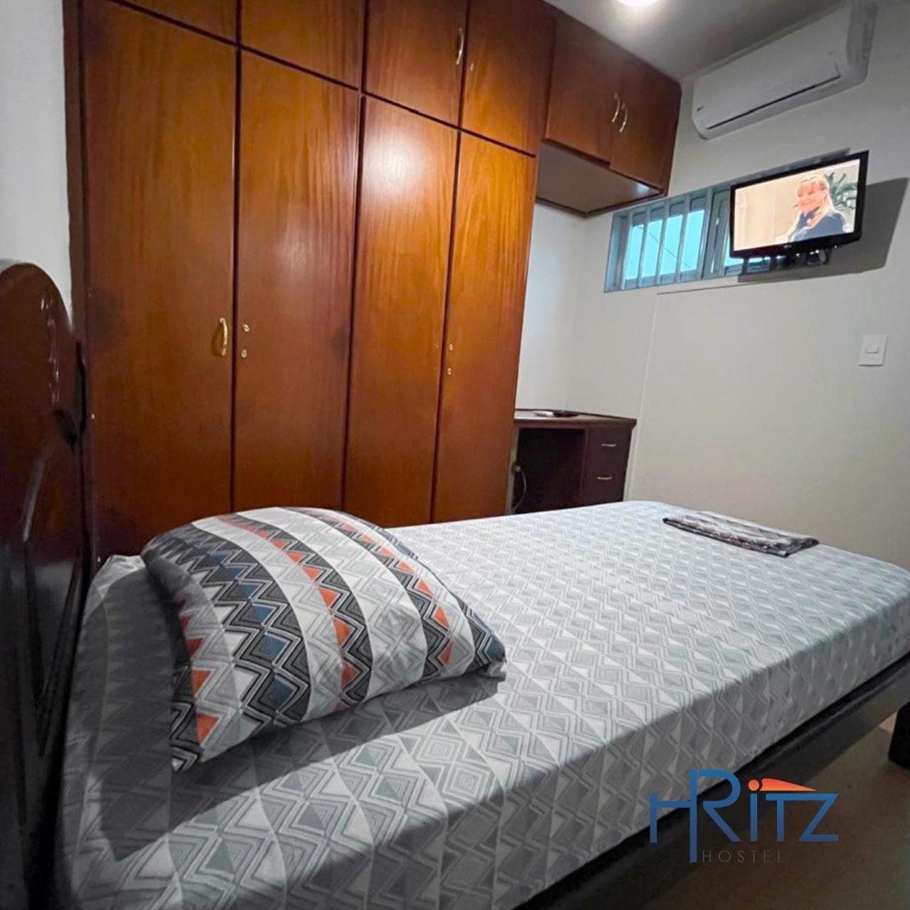 Ritz Hostel Araçatuba Zewnętrze zdjęcie
