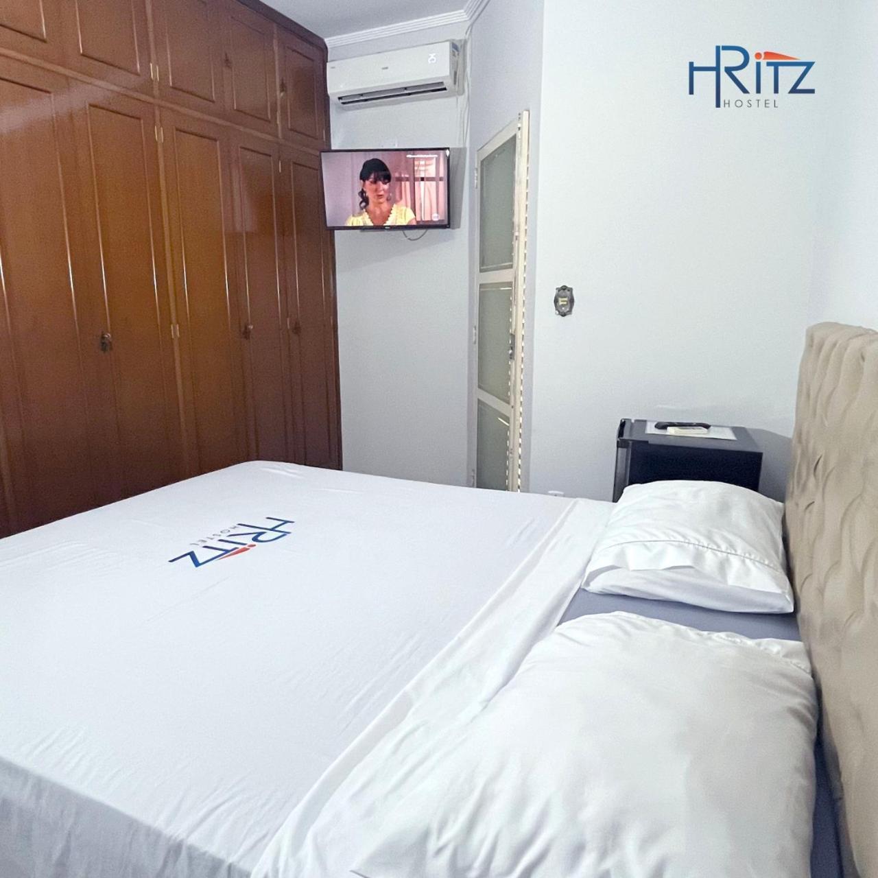 Ritz Hostel Araçatuba Zewnętrze zdjęcie